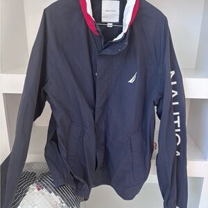 NWT Nautica Men's Windbreaker in Navy w red & white Classic jacket!